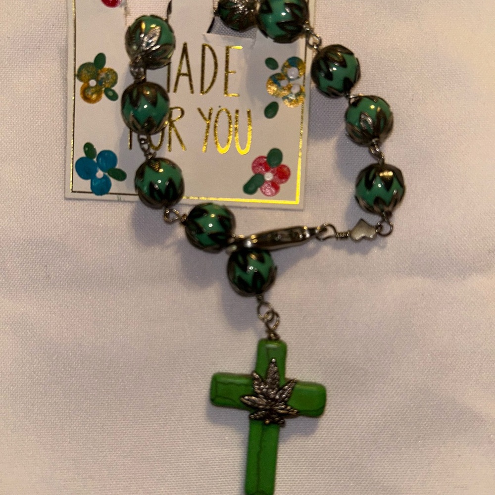 Green Beaded Cross Bracelet With Green Cross